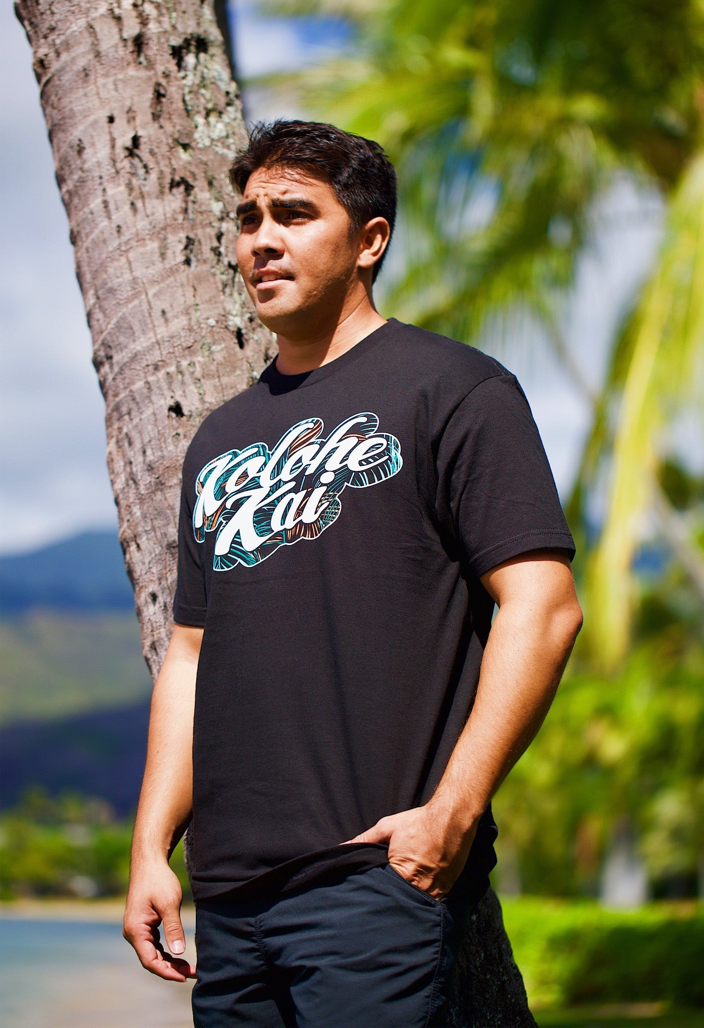 Palm Outline Logo Tee (Black)