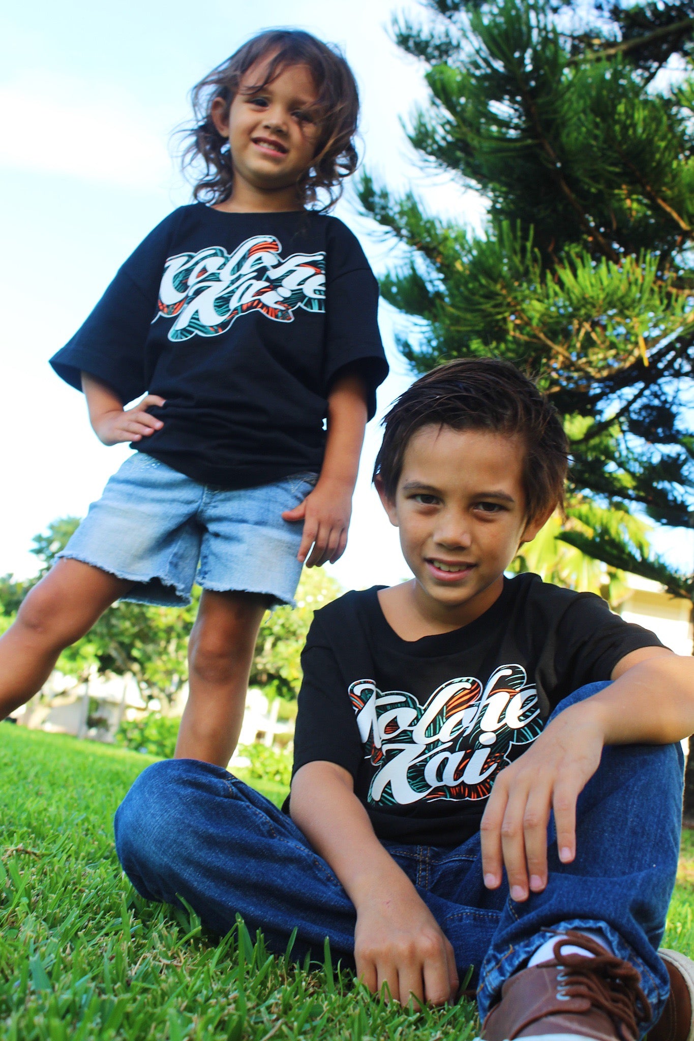Youth/Toddler Palm Outline Logo Tee (Black) [No 5/6T]